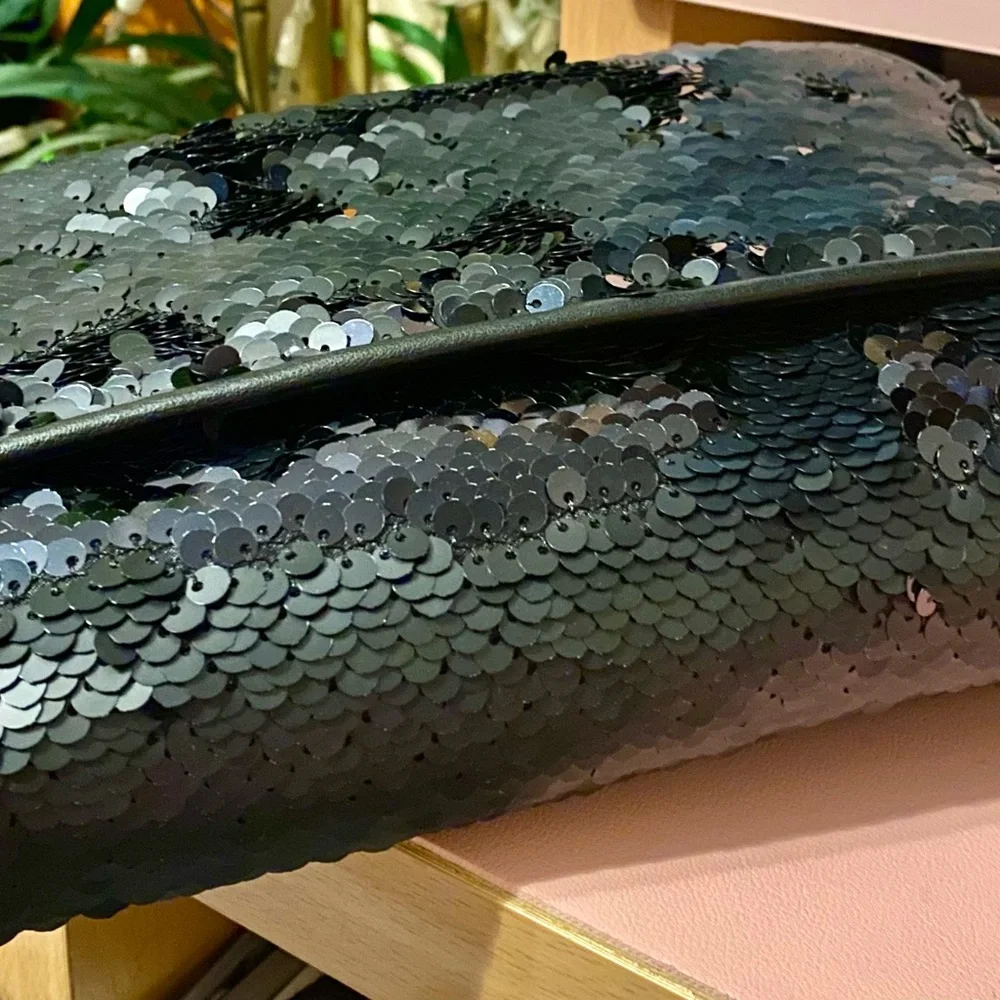 MARC JACOBS The Small J Marc Shoulder Bag in Sequins - Picture 6 of 8